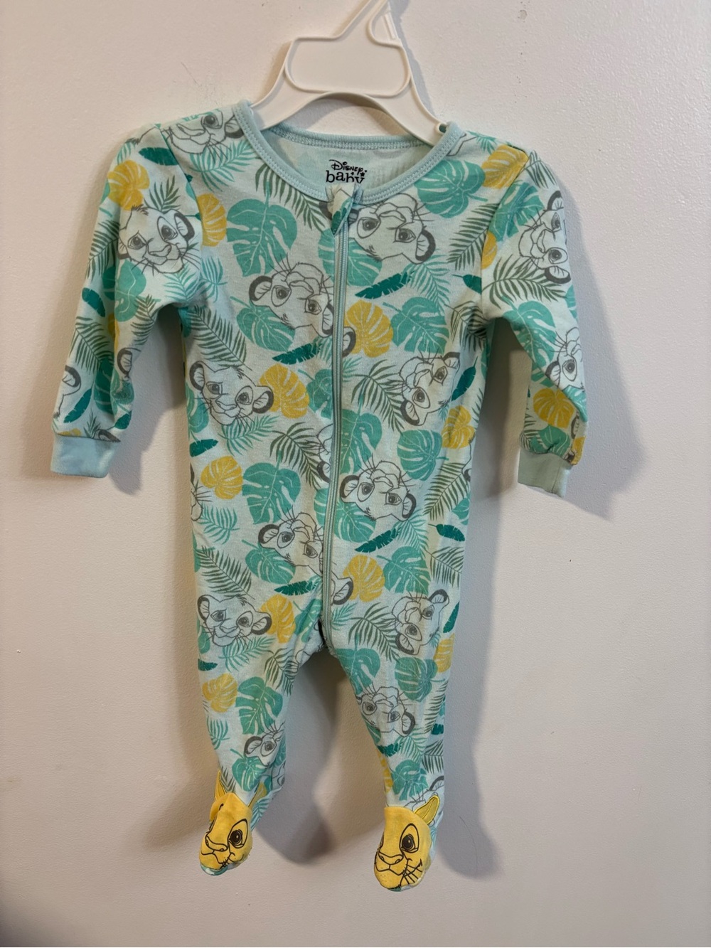 Disney “ the lion king” pajamas unisex 6-9 months